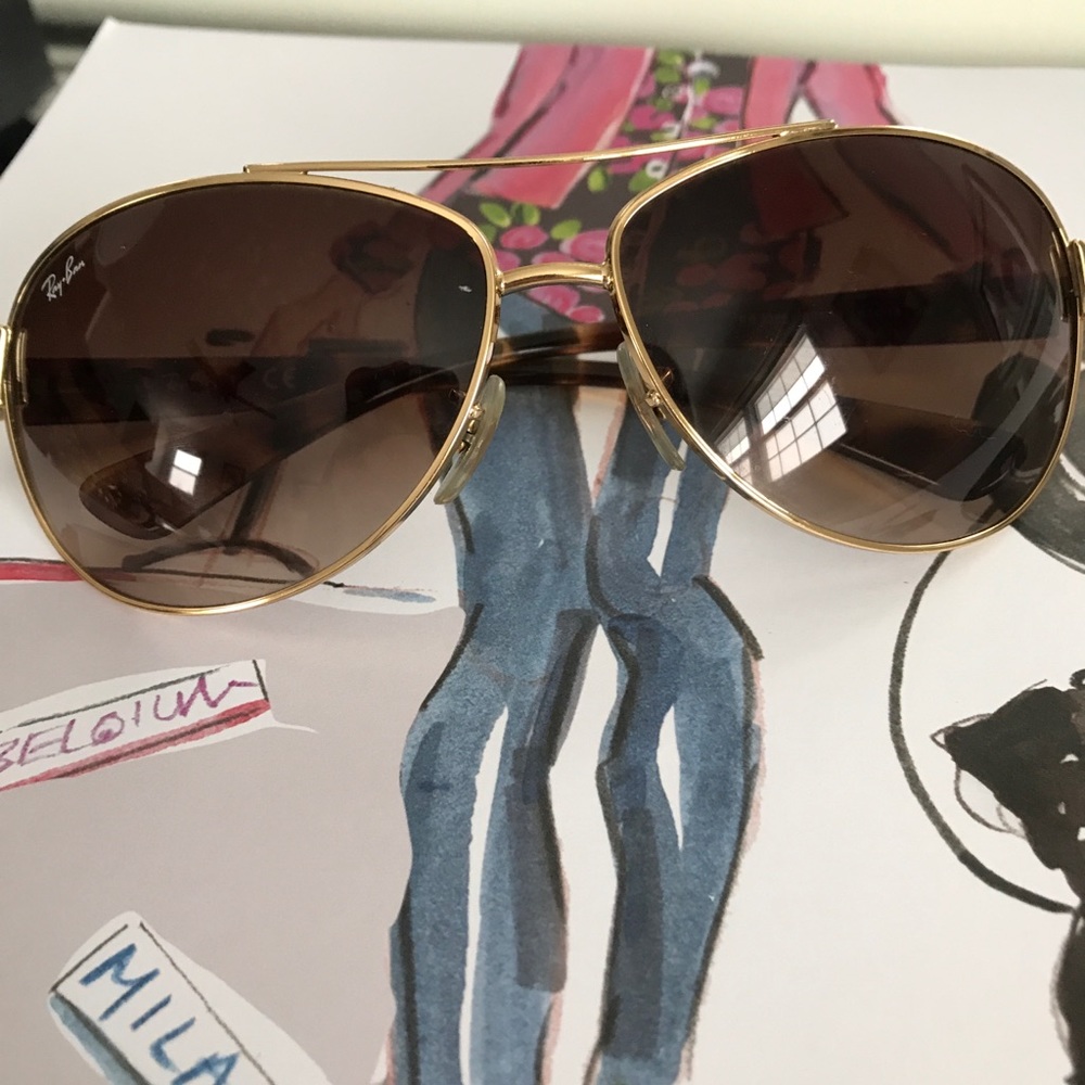 Ray-Ban Aviators - image 2